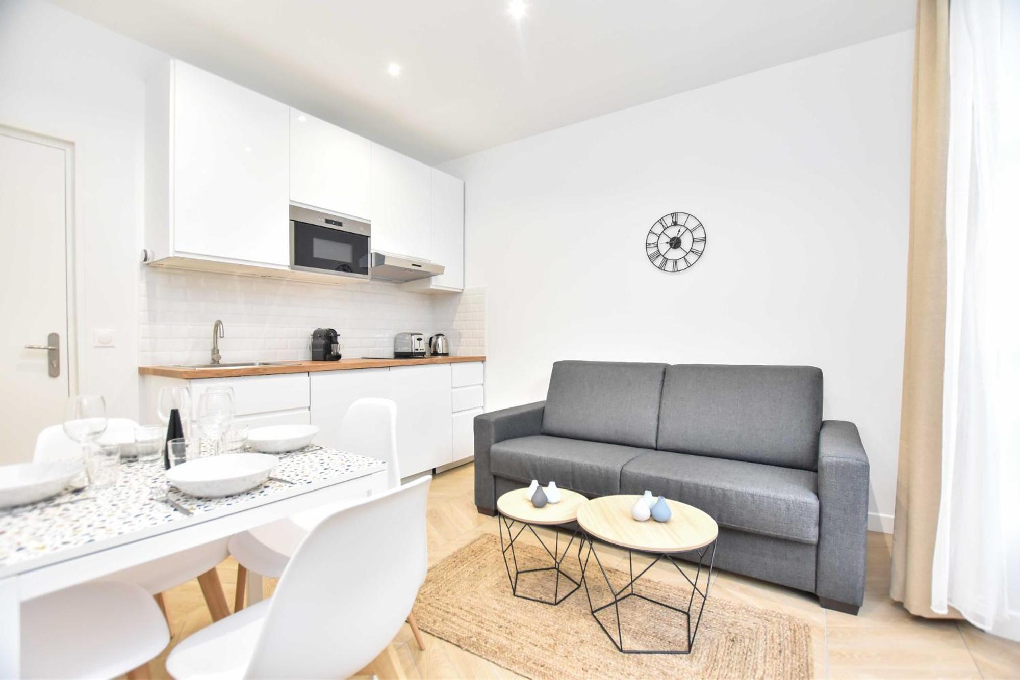 CMG-Voltaire/ Bastille - G Paris Extérieur photo